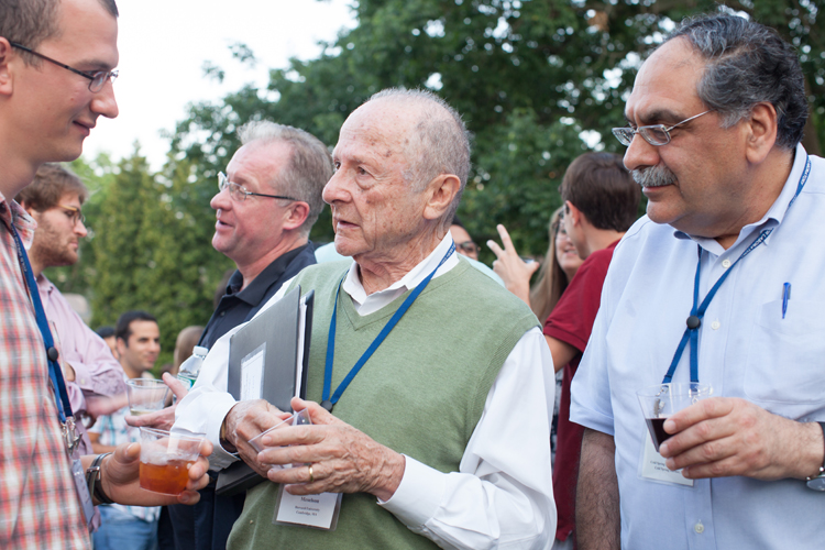 AIMG_0063_Nikolay_Rozhkov_Matthew_Meselson_Grigori_ Enikolopov